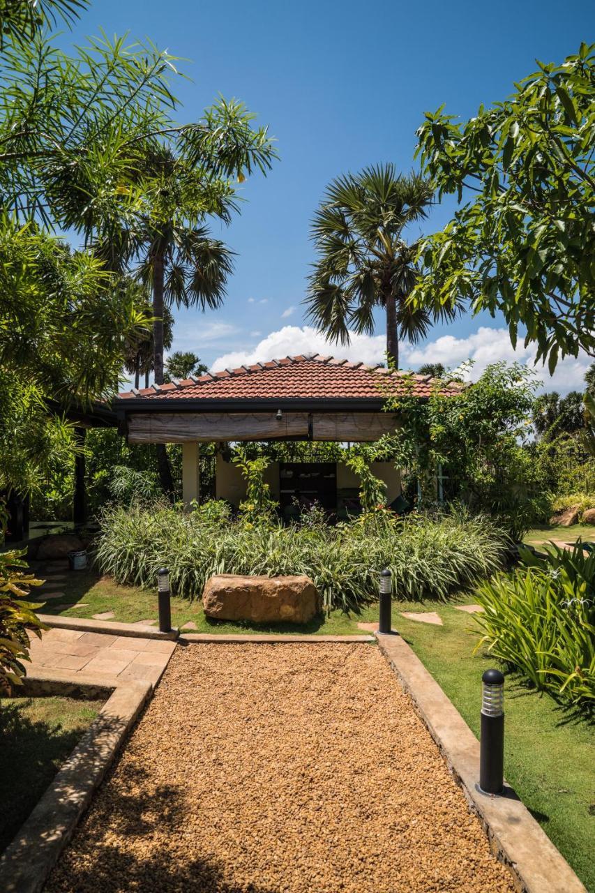 Dream Garden Hotel Arugam Bay Buitenkant foto